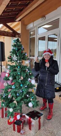 Un grand merci et bravo à Elizabeth Cols de Double Dièse pour son animation très réussie du marché de Noël Un grand merci et bravo à Elizabeth Cols de Double Dièse pour son animation très réussie du marché de Noël
